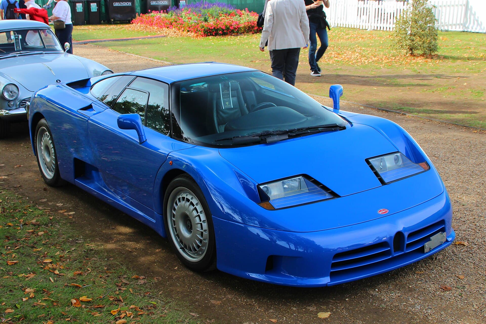 Bugatti EB110: Superauto, které předběhlo svou dobu
