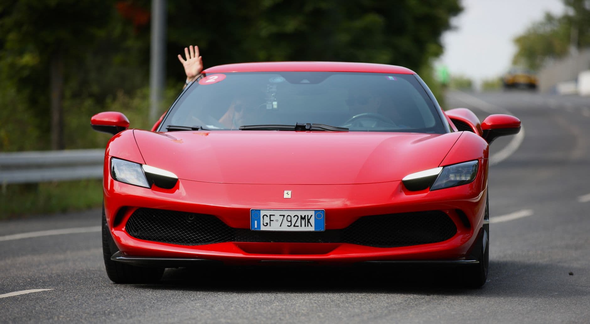 Ferrari Luce: Dlaczego pierwszy elektryczny Ferrari sprzedał się za 40 milionów dolarów