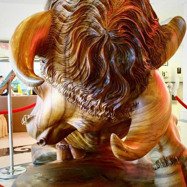 Antoine Dufilho's Sculptures: Practical Insights