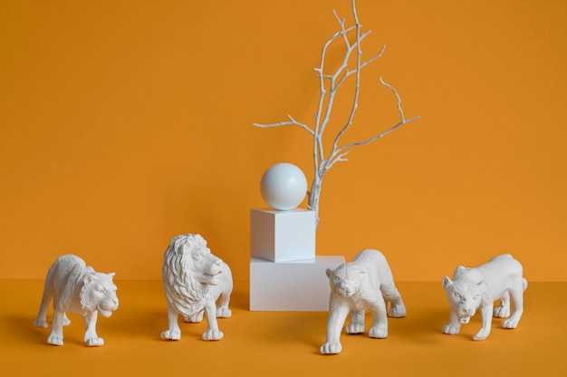 Document sculptural techniques: materials, finishes, and manipulation methods